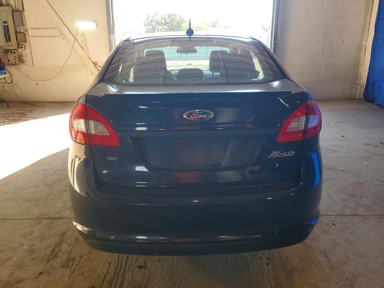 2011 FORD Fiesta