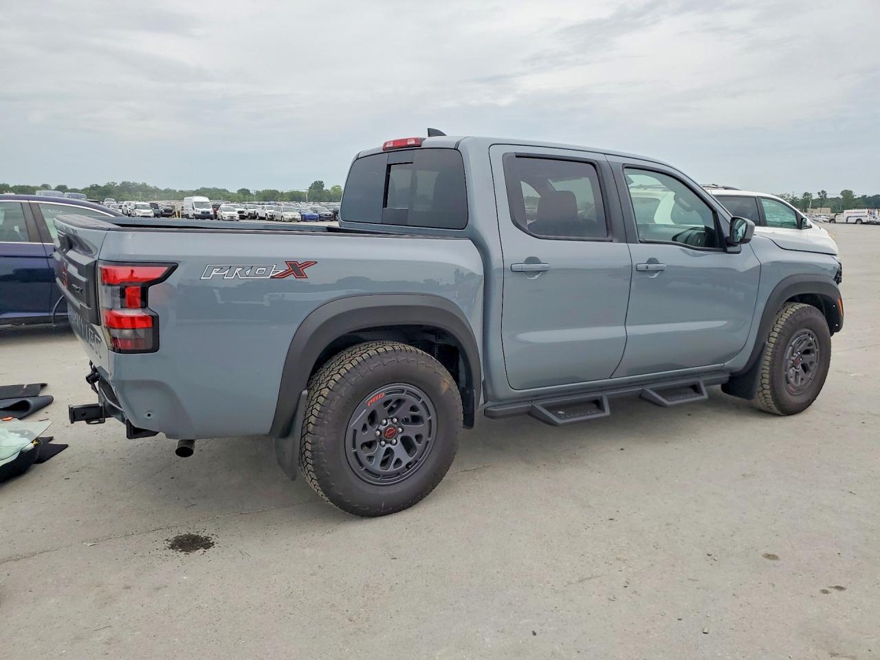 2026 NISSAN Frontier