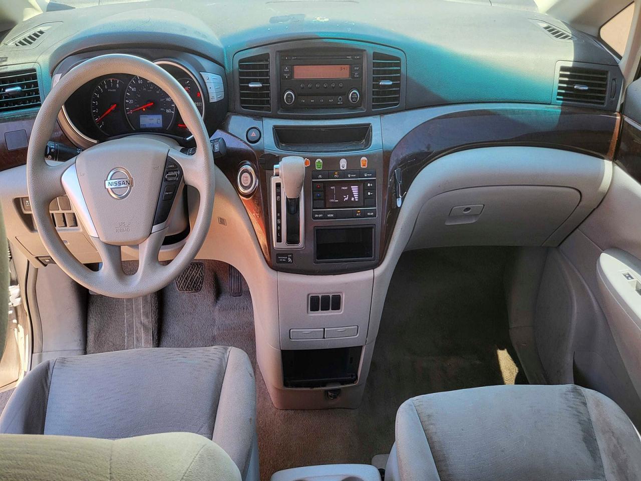 2015 NISSAN Quest