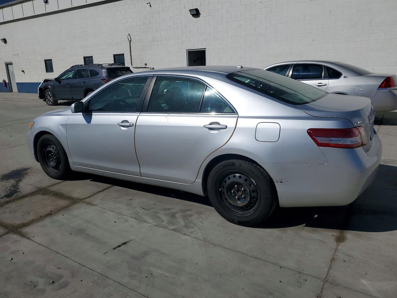 2010 TOYOTA CAMRY