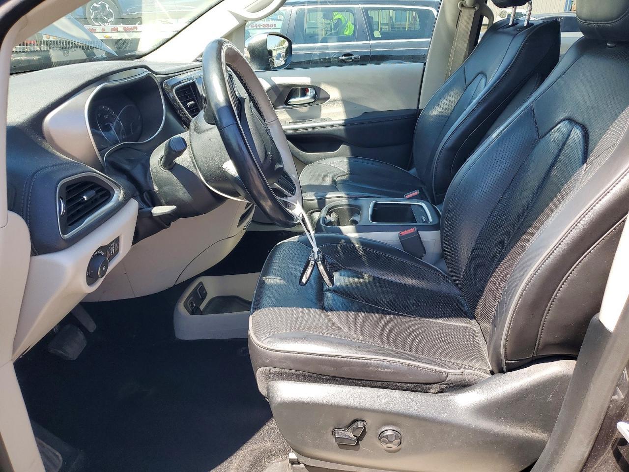 2019 CHRYSLER Pacifica