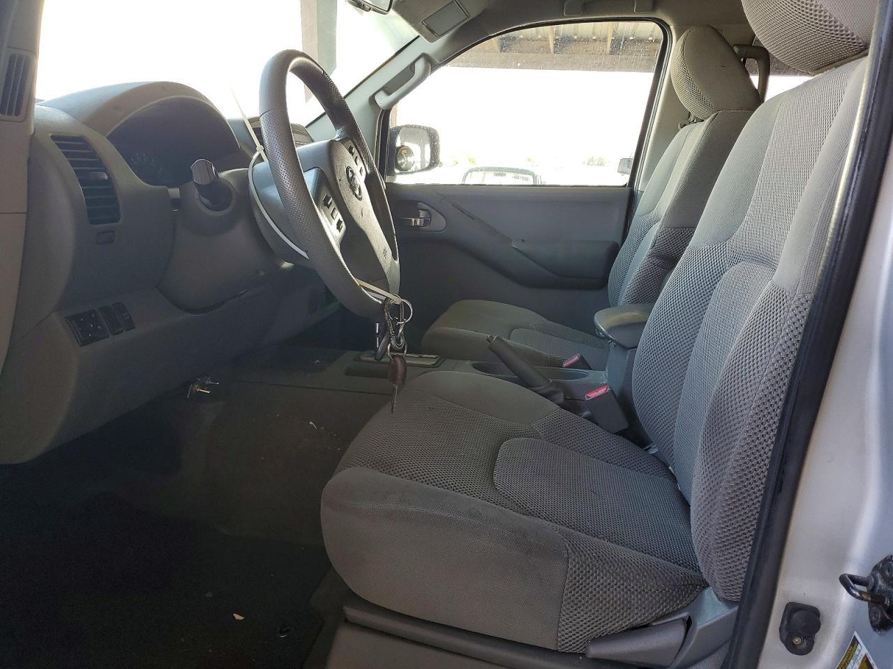 2012 NISSAN Frontier