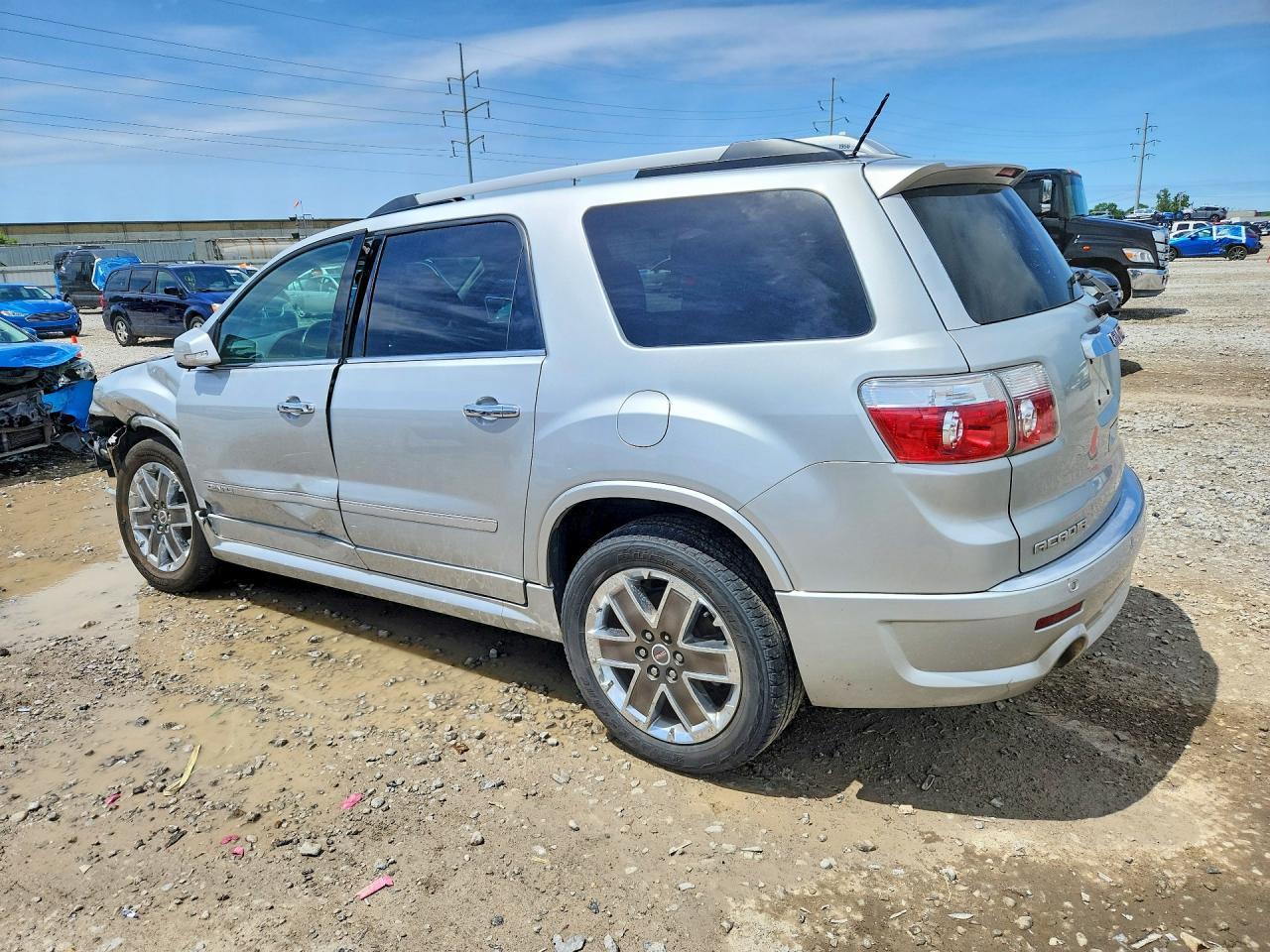 2011 GMC ACADIA