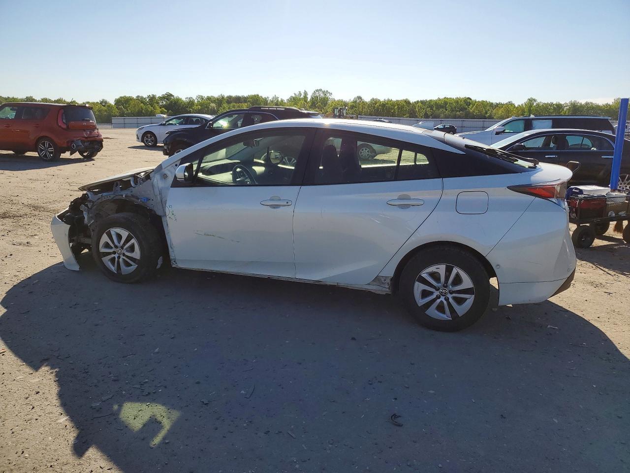 2017 TOYOTA PRIUS