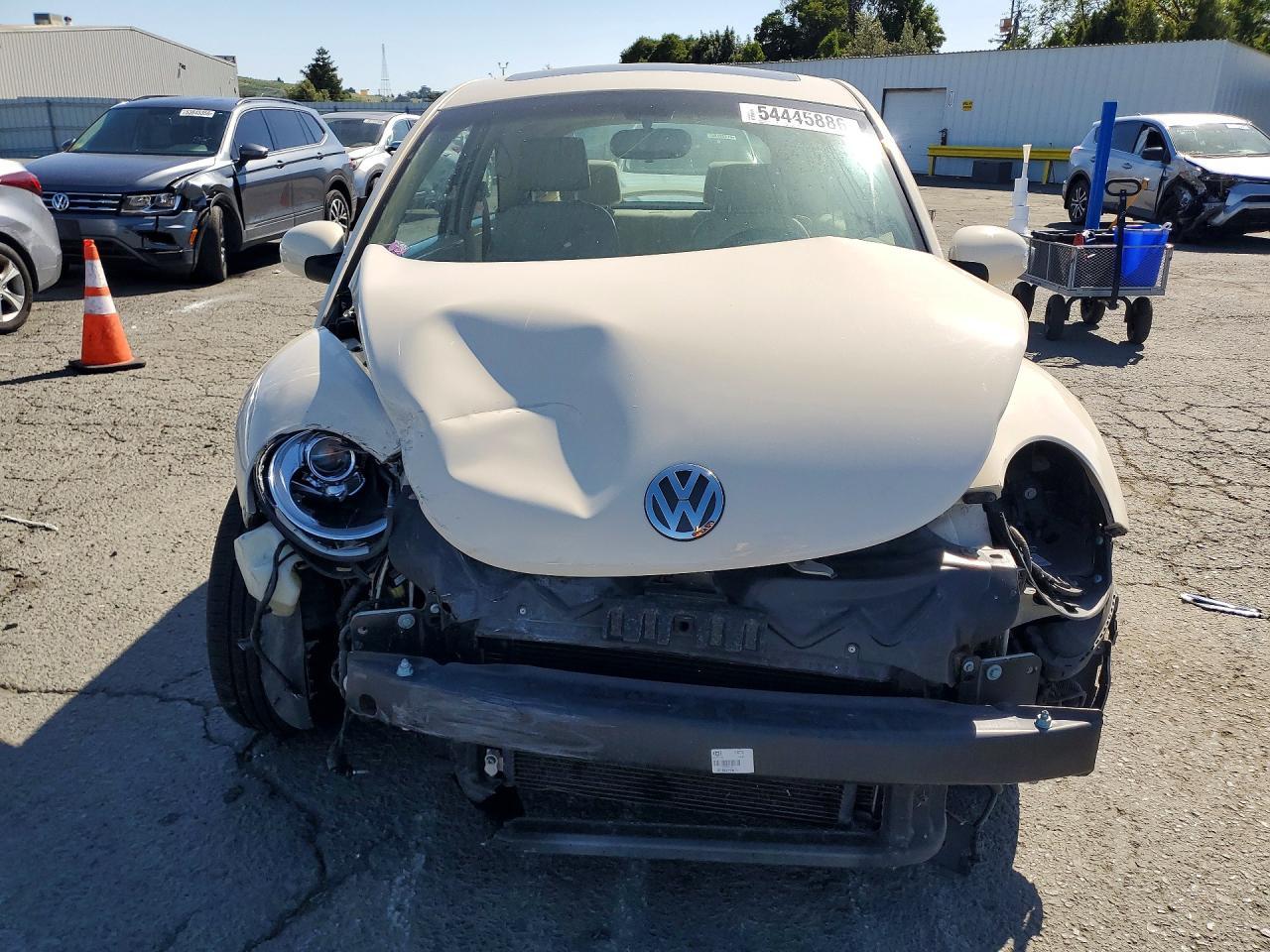 2006 VOLKSWAGEN Beetle