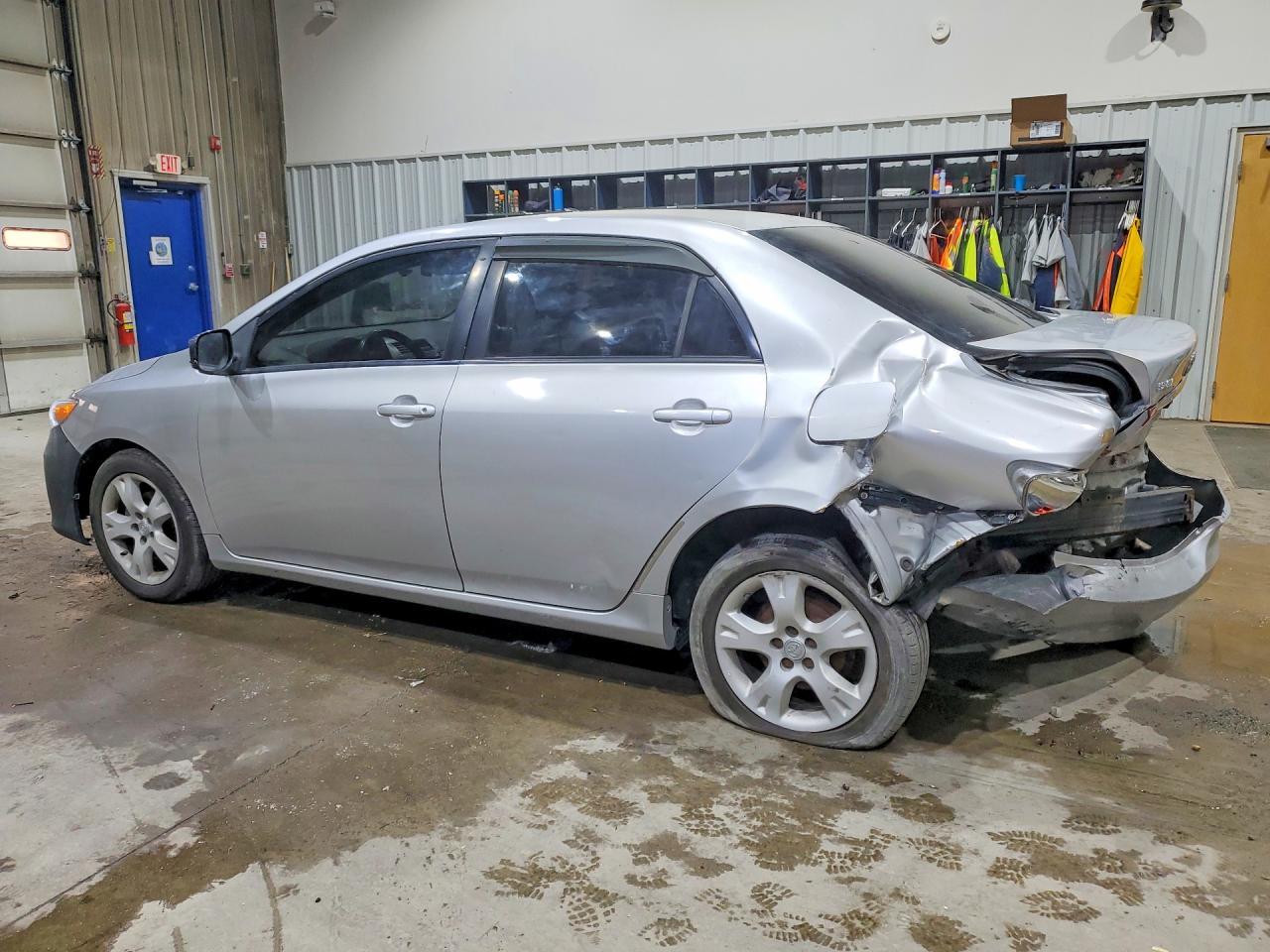 2011 TOYOTA COROLLA