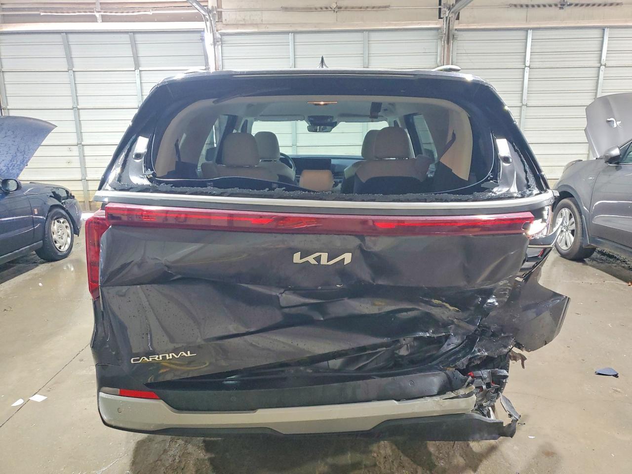 2025 KIA Carnival