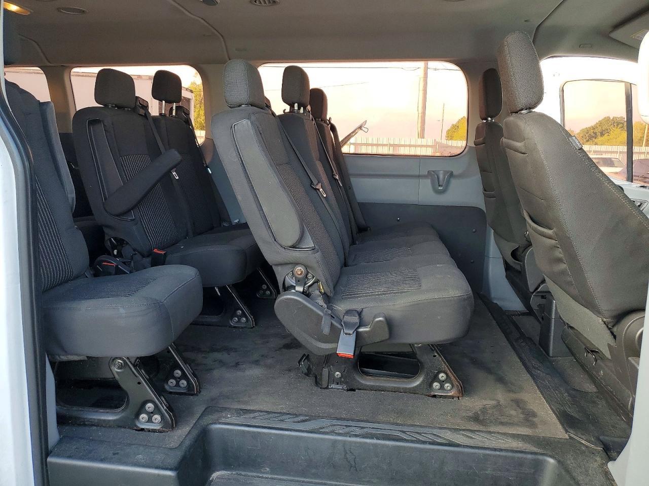 2017 FORD Transit