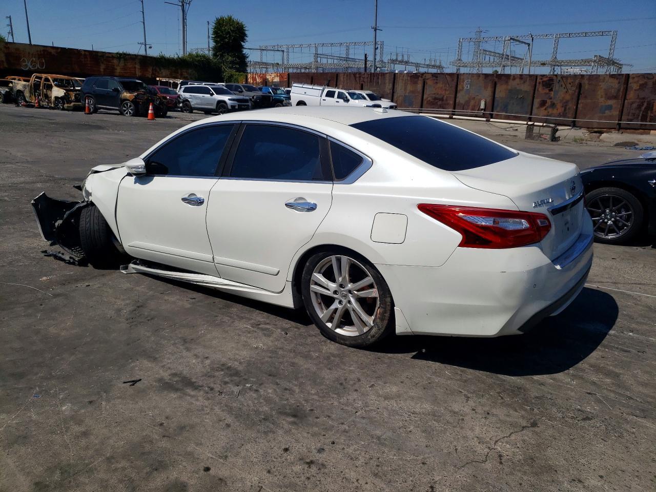 2017 NISSAN ALTIMA