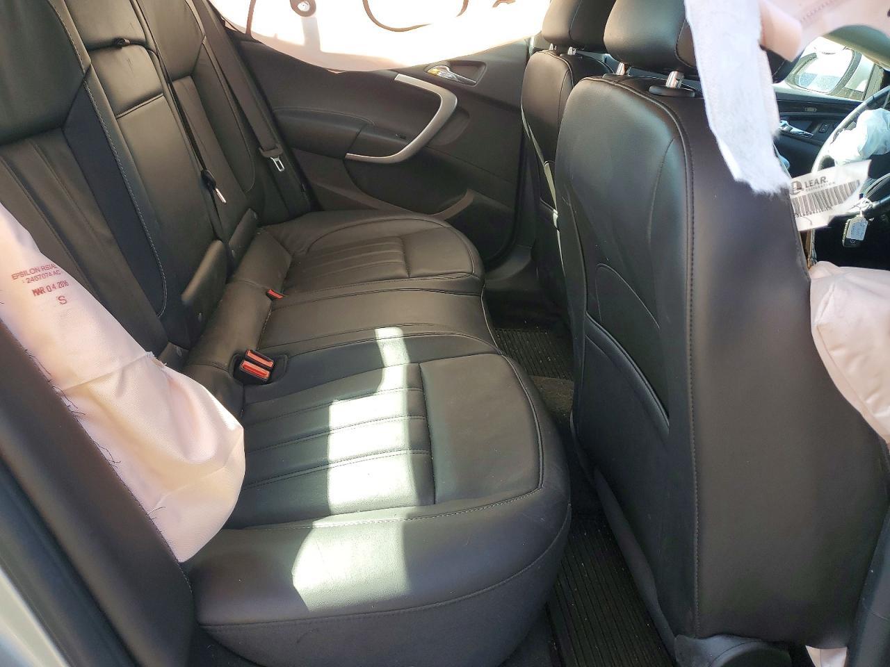 2016 BUICK Regal