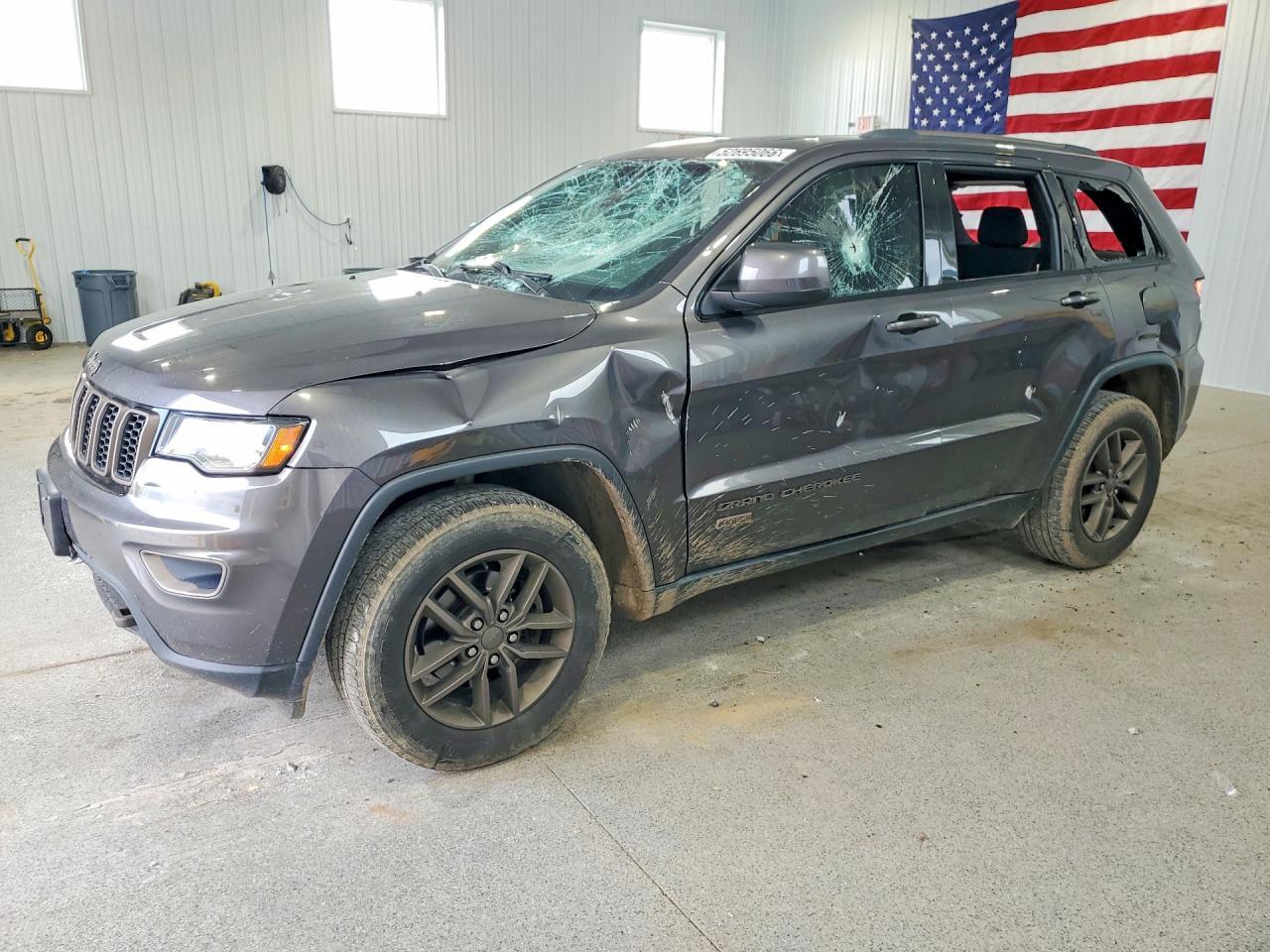 2016 JEEP Grand Cherokee