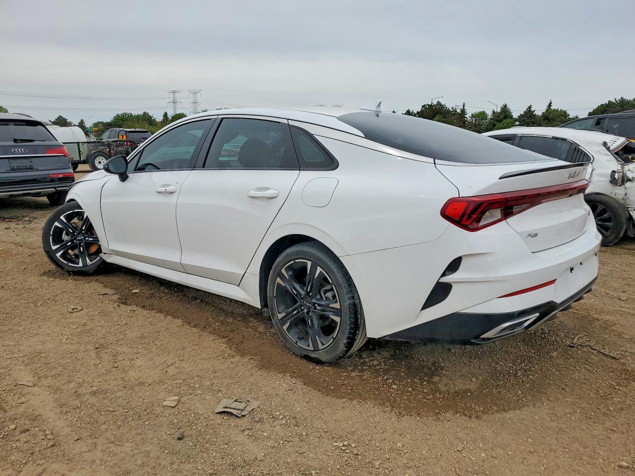 2022 KIA K5