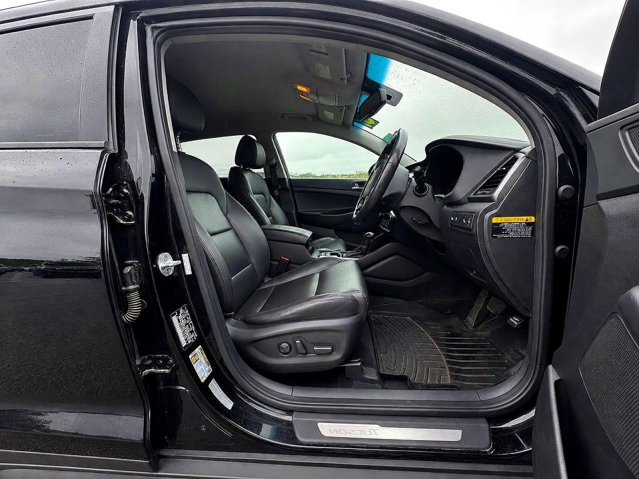 2016 HYUNDAI TUCSON