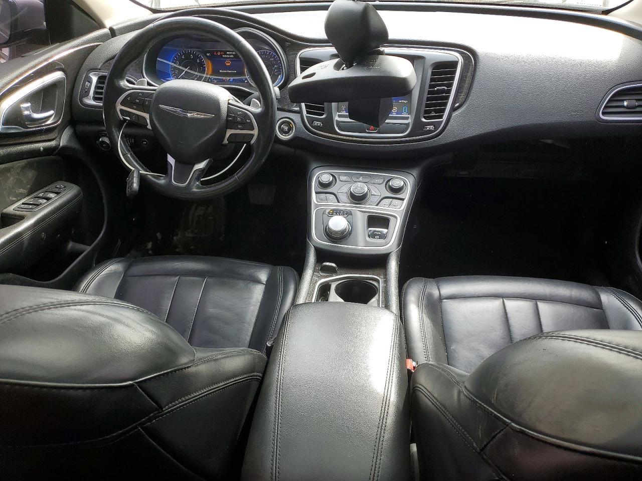 2016 CHRYSLER 200