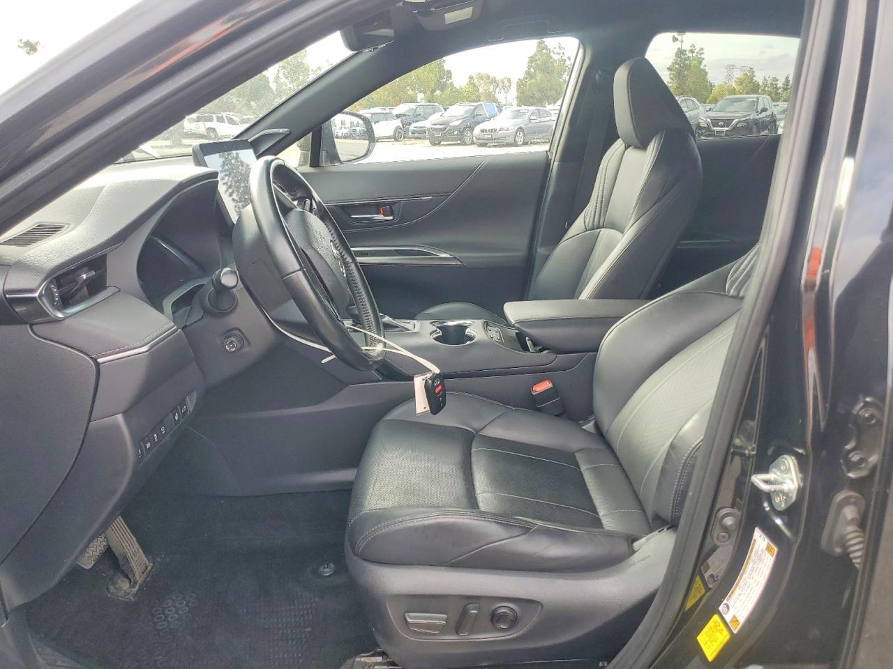 2024 TOYOTA VENZA