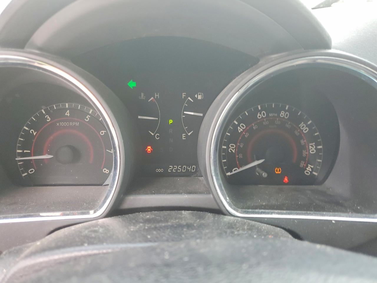 2010 TOYOTA HIGHLANDER