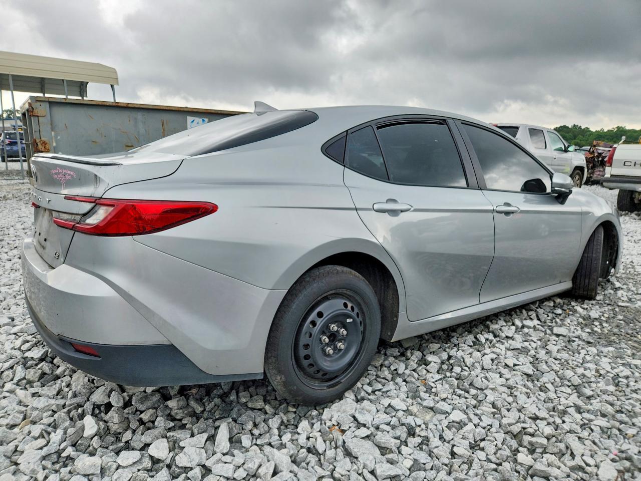 2025 TOYOTA CAMRY