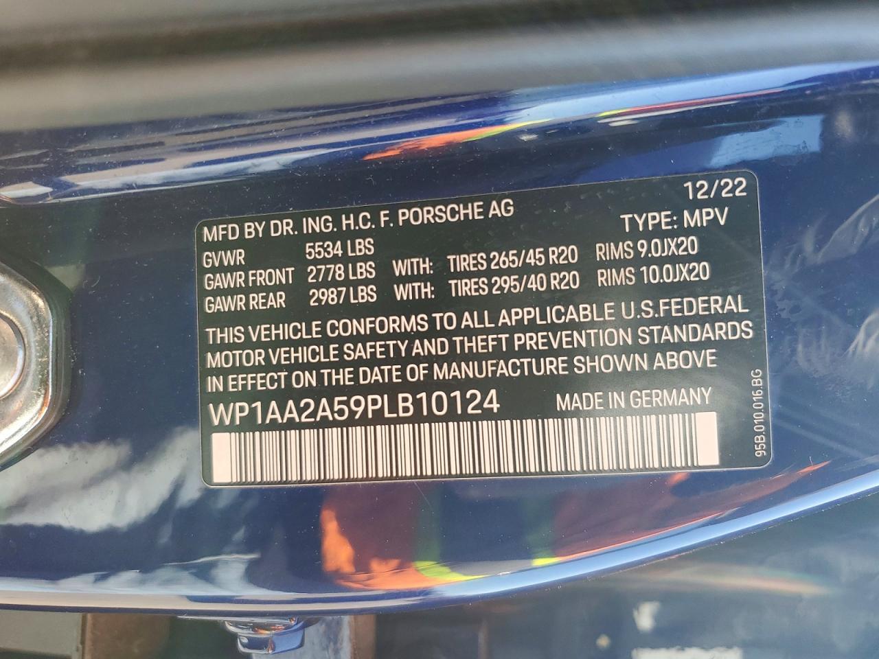 2023 PORSCHE Macan