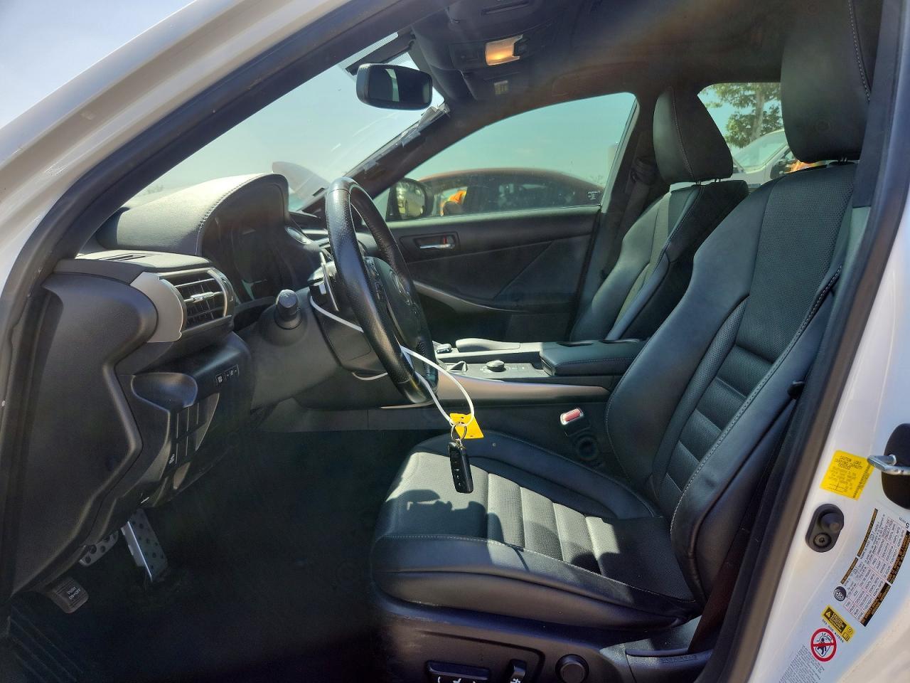 2016 LEXUS IS 200t