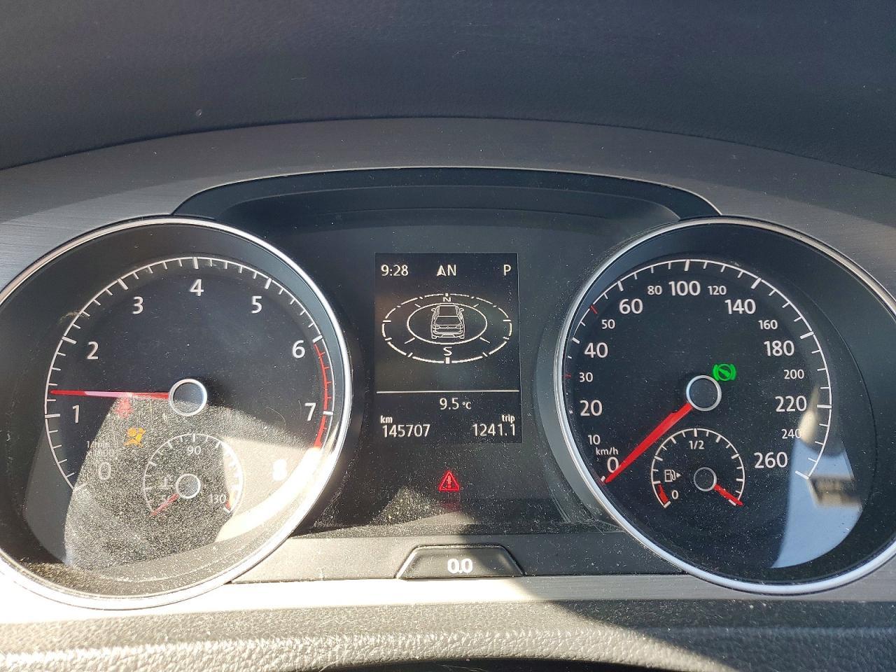 2015 VOLKSWAGEN GOLF