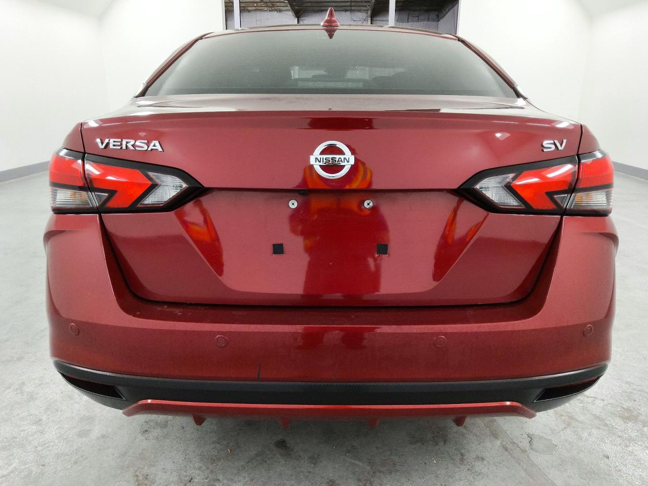 2020 NISSAN VERSA