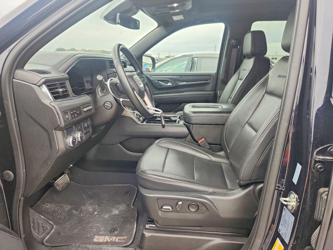 2023 GMC Yukon