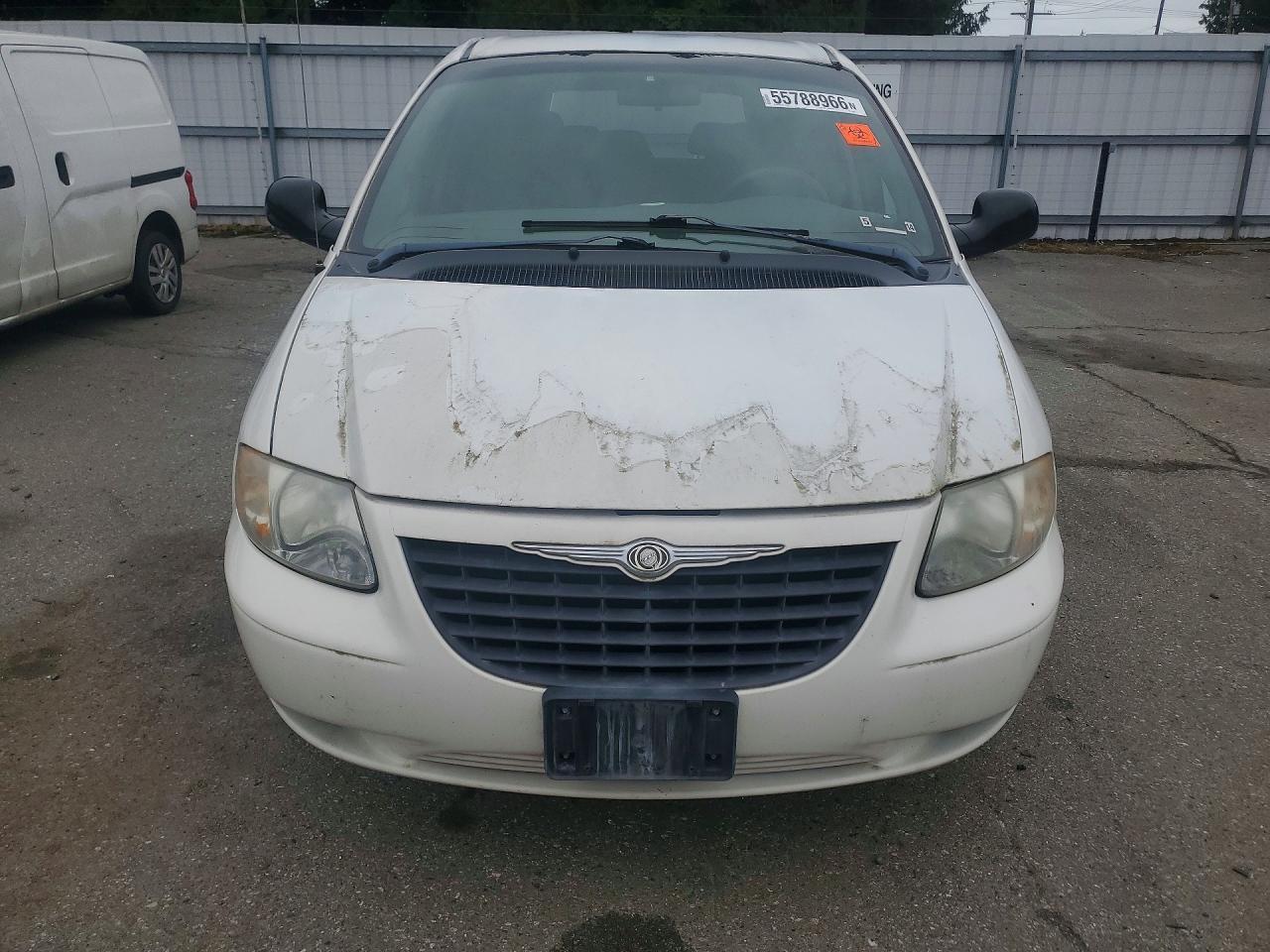 2003 CHRYSLER Voyager