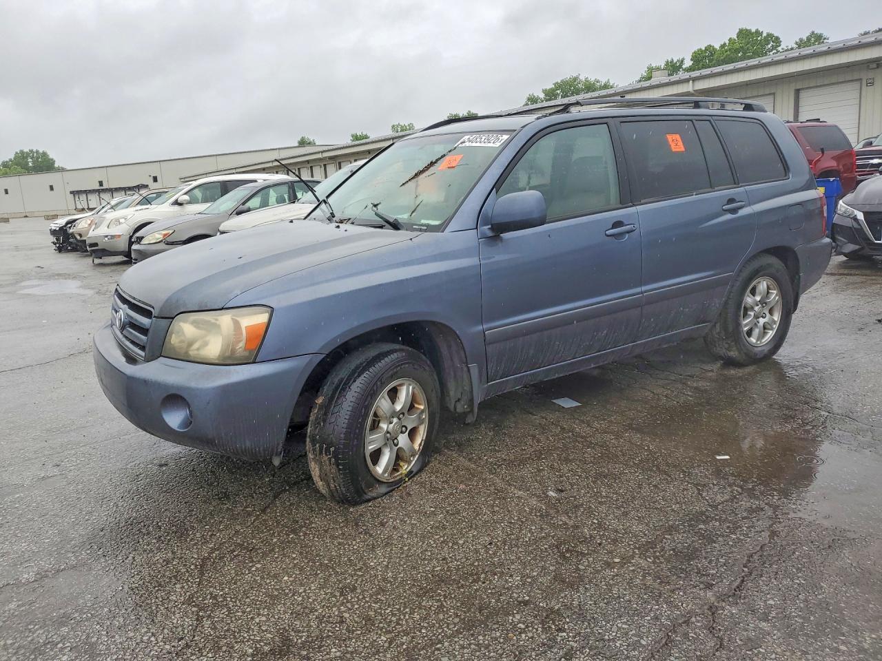 2004 TOYOTA HIGHLANDER