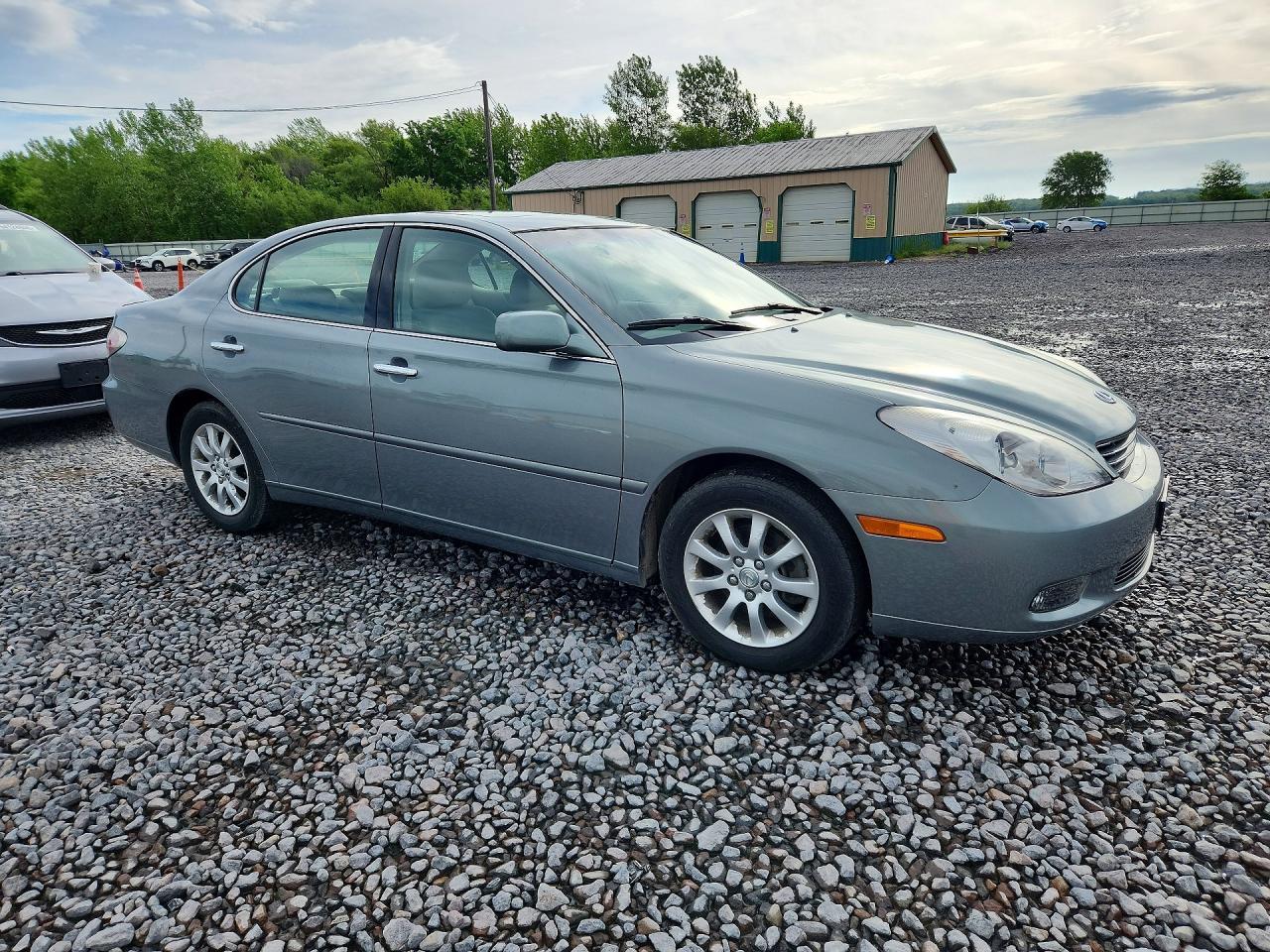 2004 LEXUS ES 330