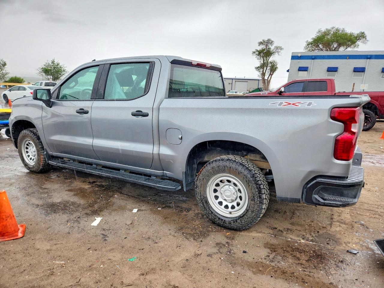2024 CHEVROLET Silverado