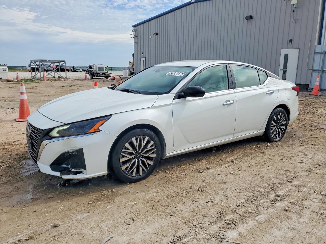2025 NISSAN ALTIMA