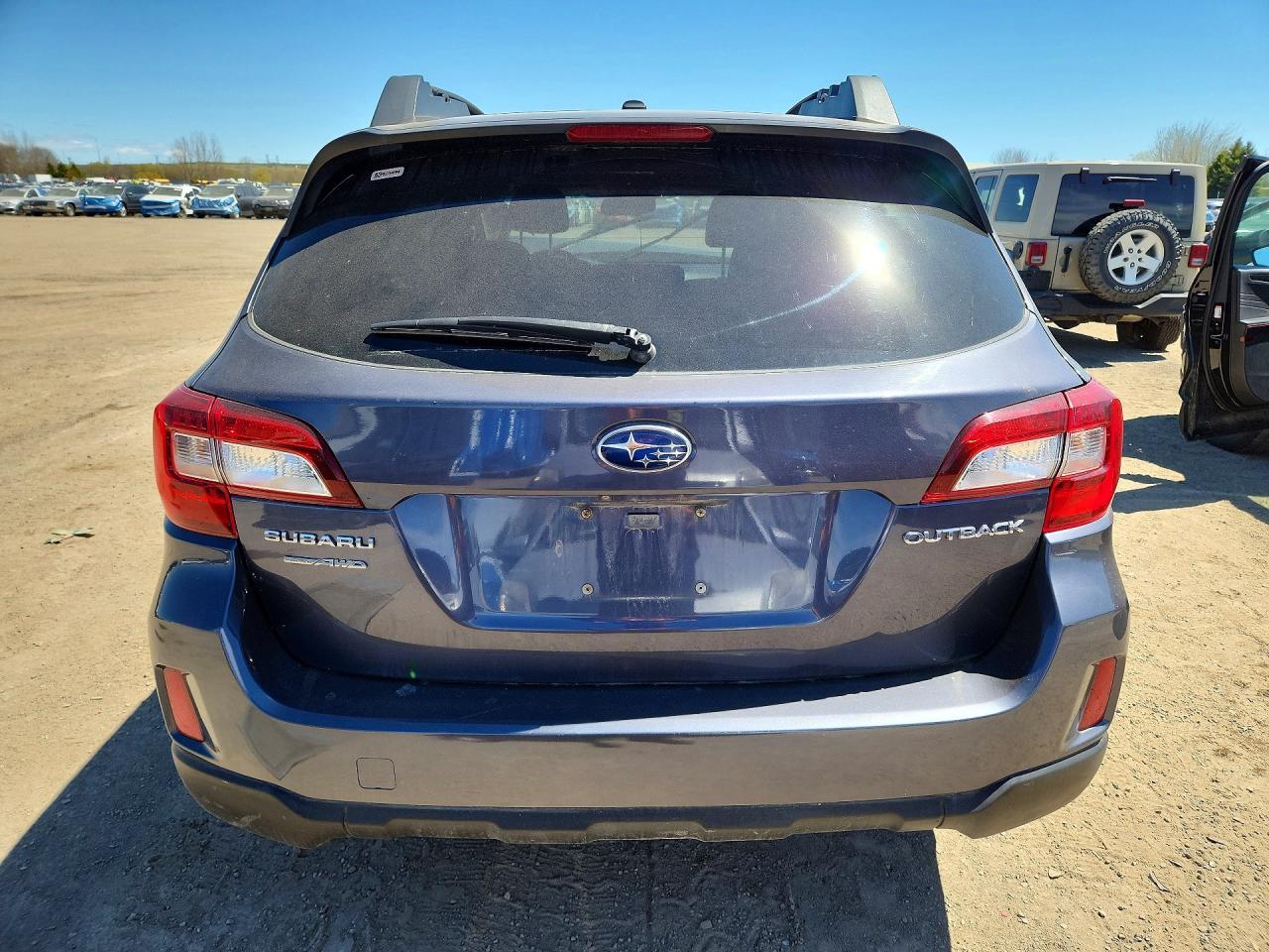 2015 SUBARU Outback