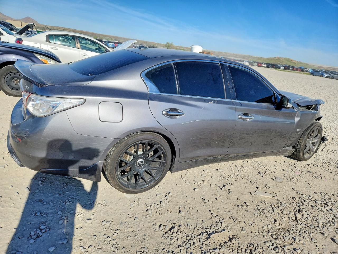 2016 INFINITI Q50