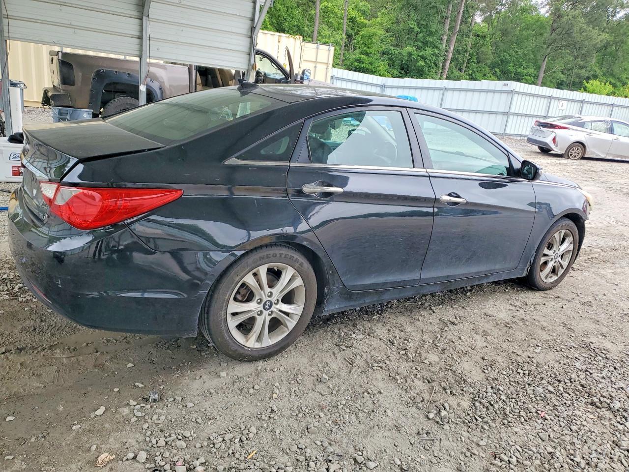 2013 HYUNDAI SONATA