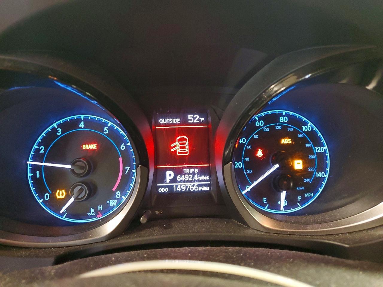 2015 TOYOTA COROLLA
