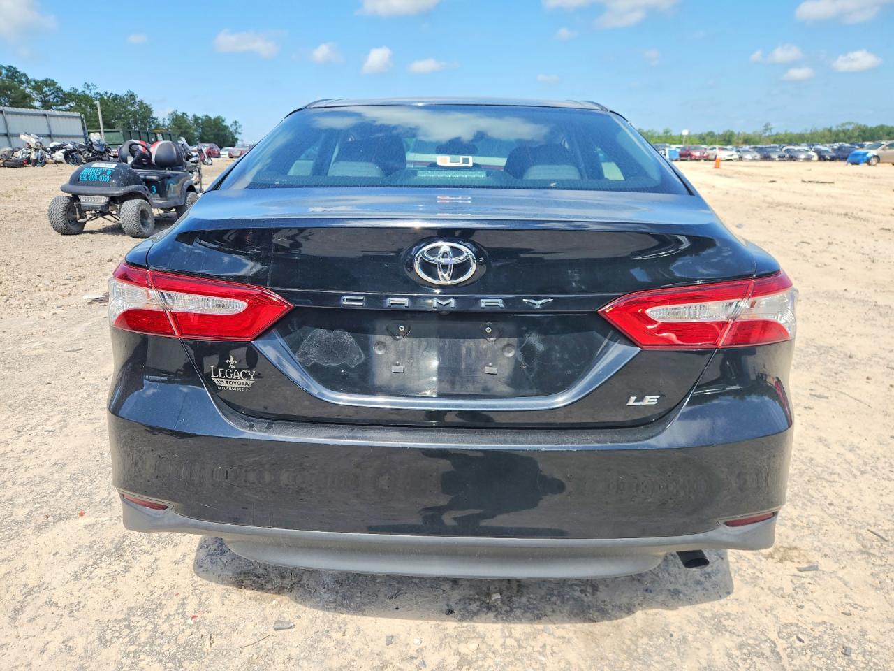 2018 TOYOTA CAMRY