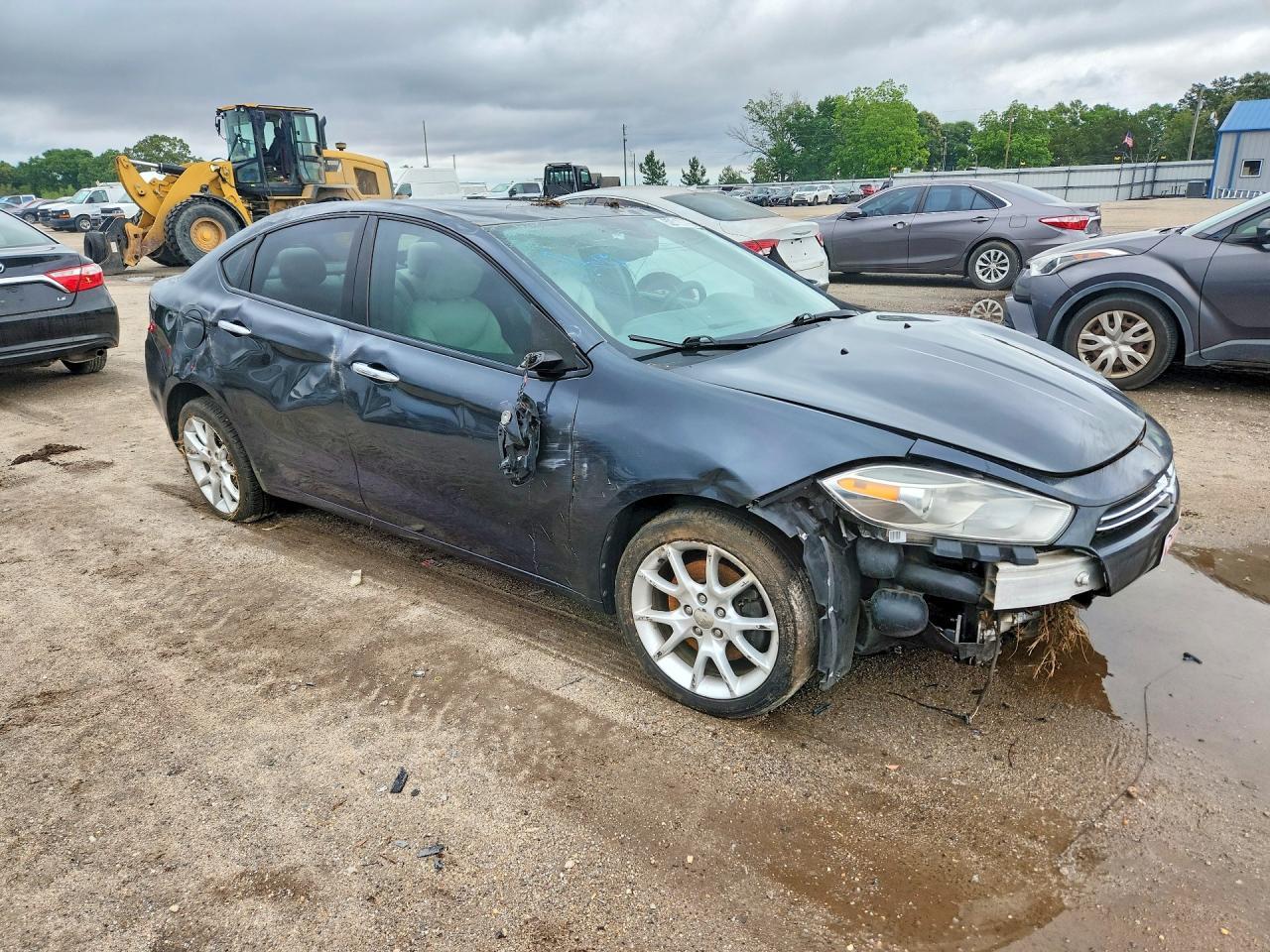 2013 DODGE Dart