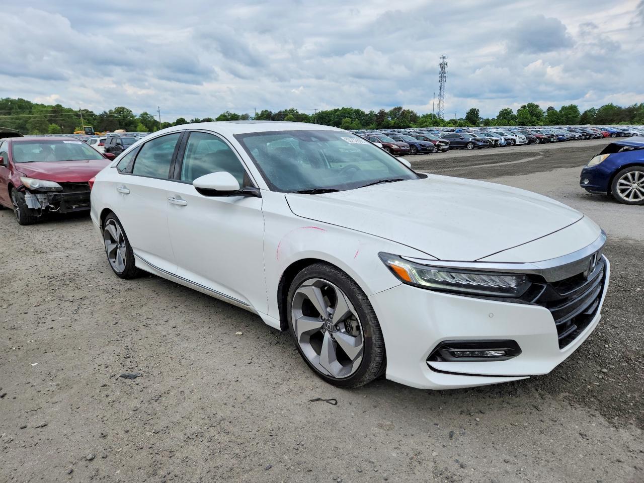 2018 HONDA ACCORD