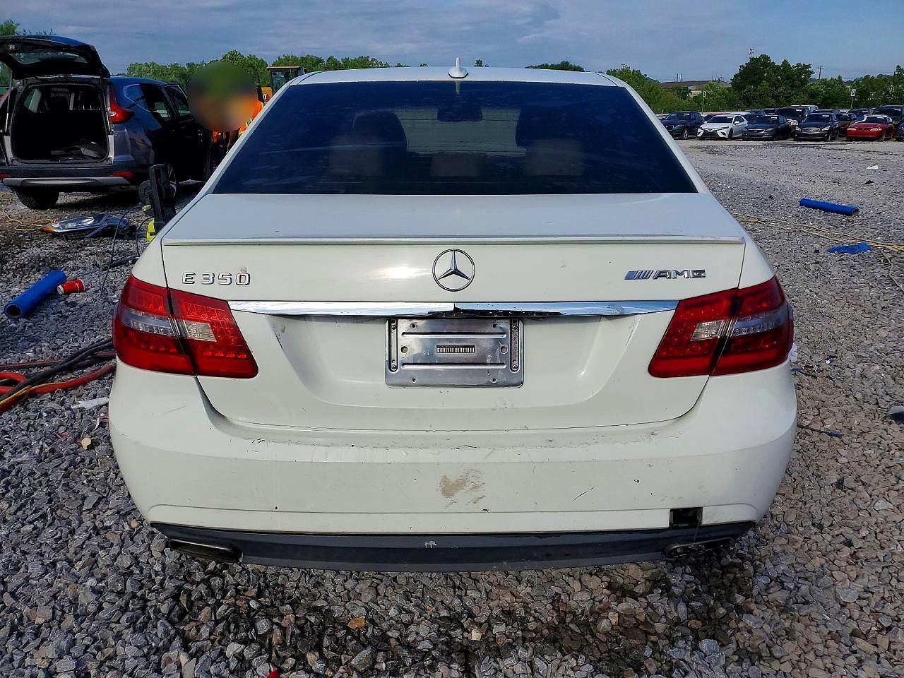 2010 MERCEDES-BENZ E-Class