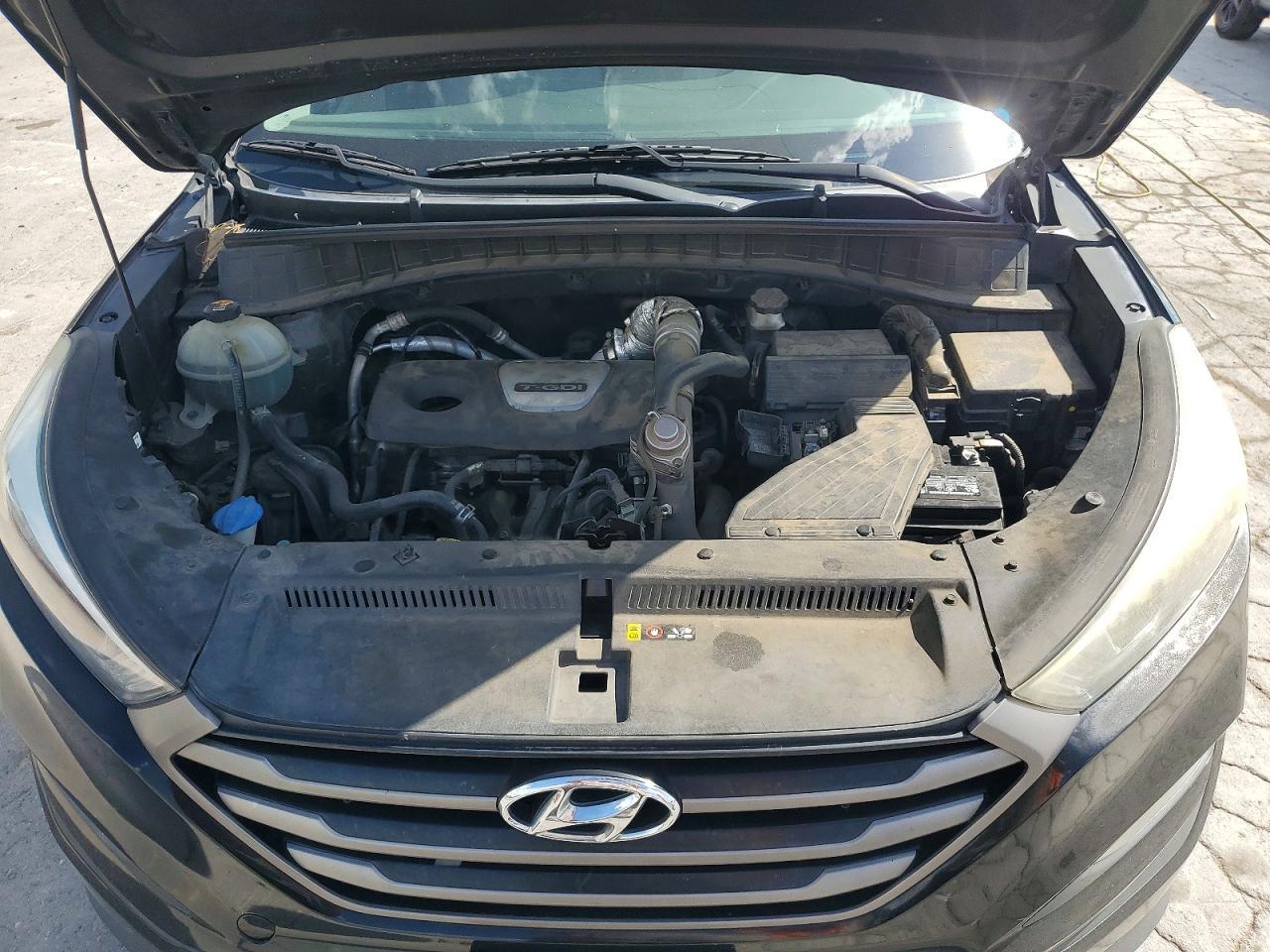 2016 HYUNDAI TUCSON