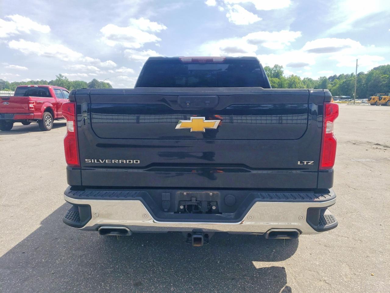 2023 CHEVROLET Silverado