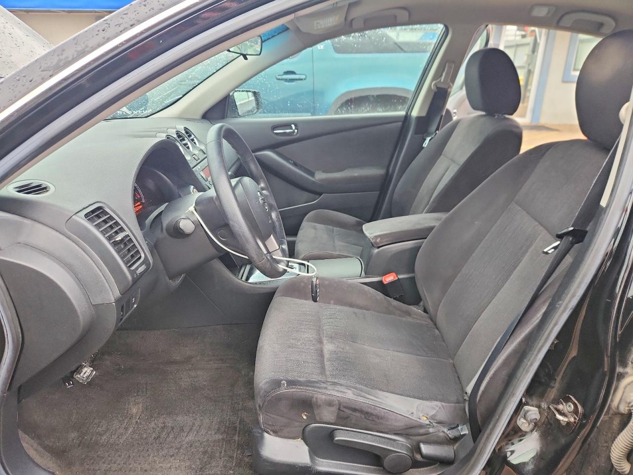 2010 NISSAN ALTIMA