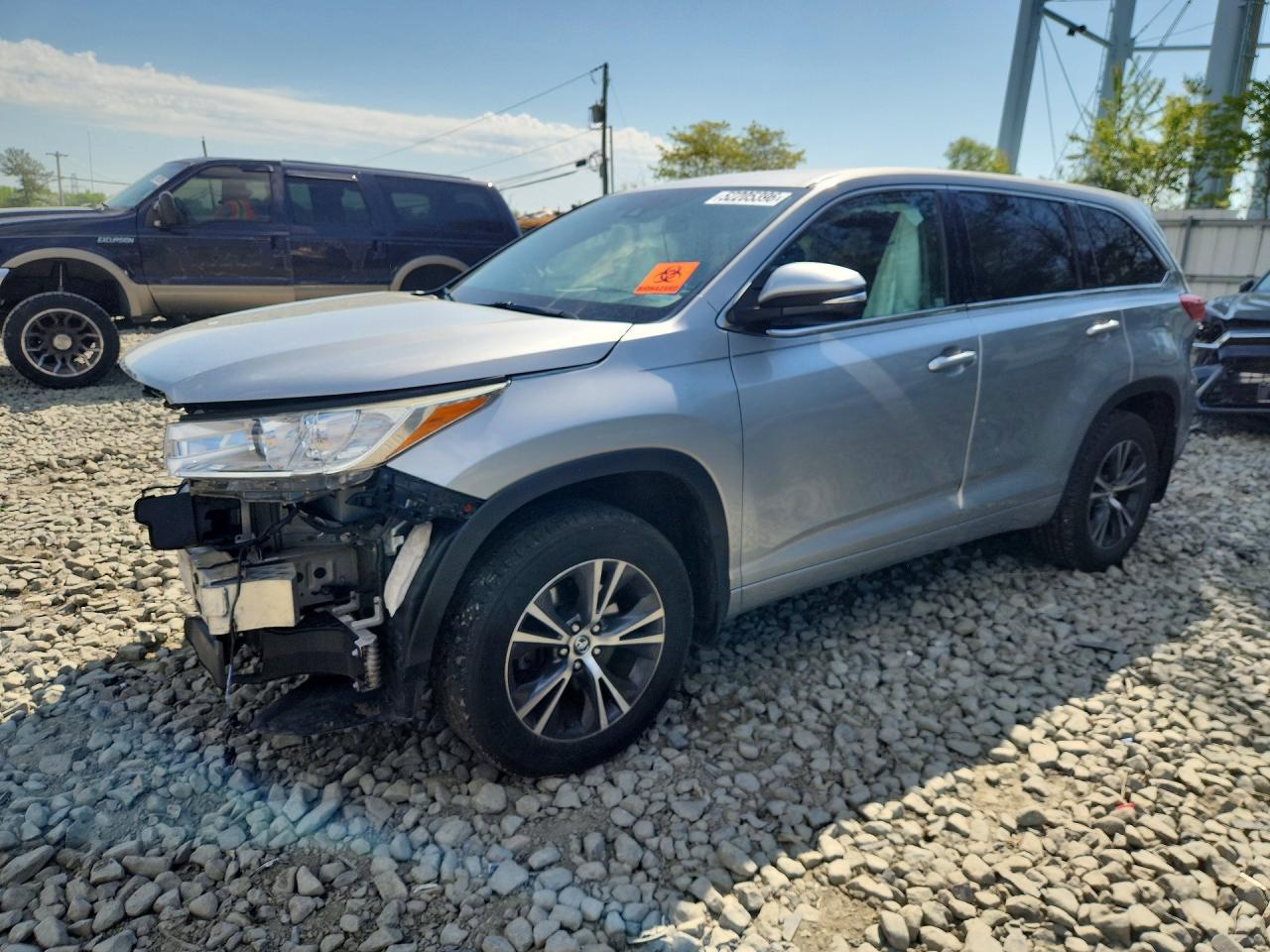 2017 TOYOTA HIGHLANDER