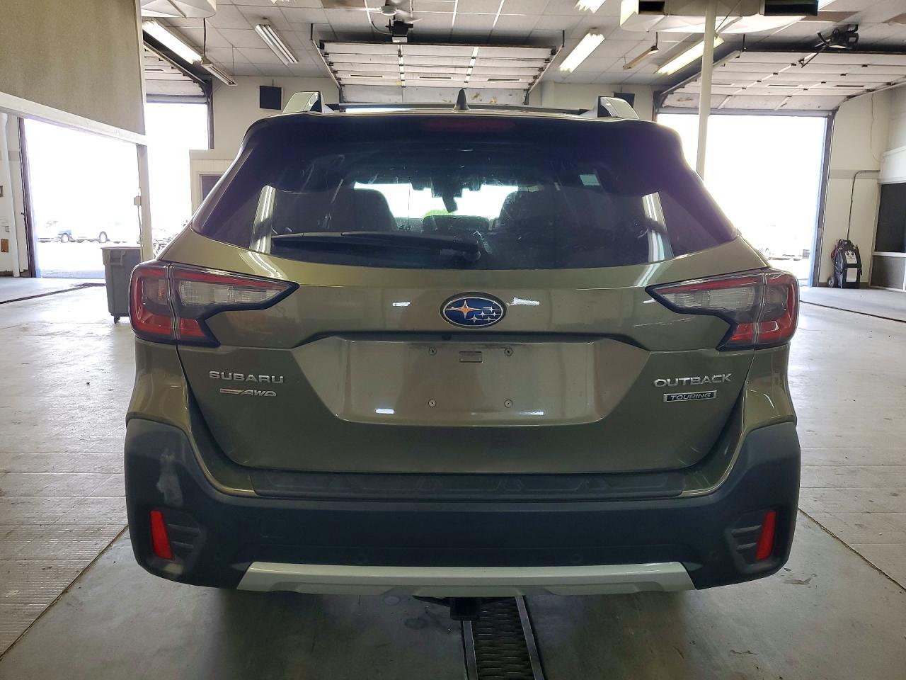 2022 SUBARU Outback