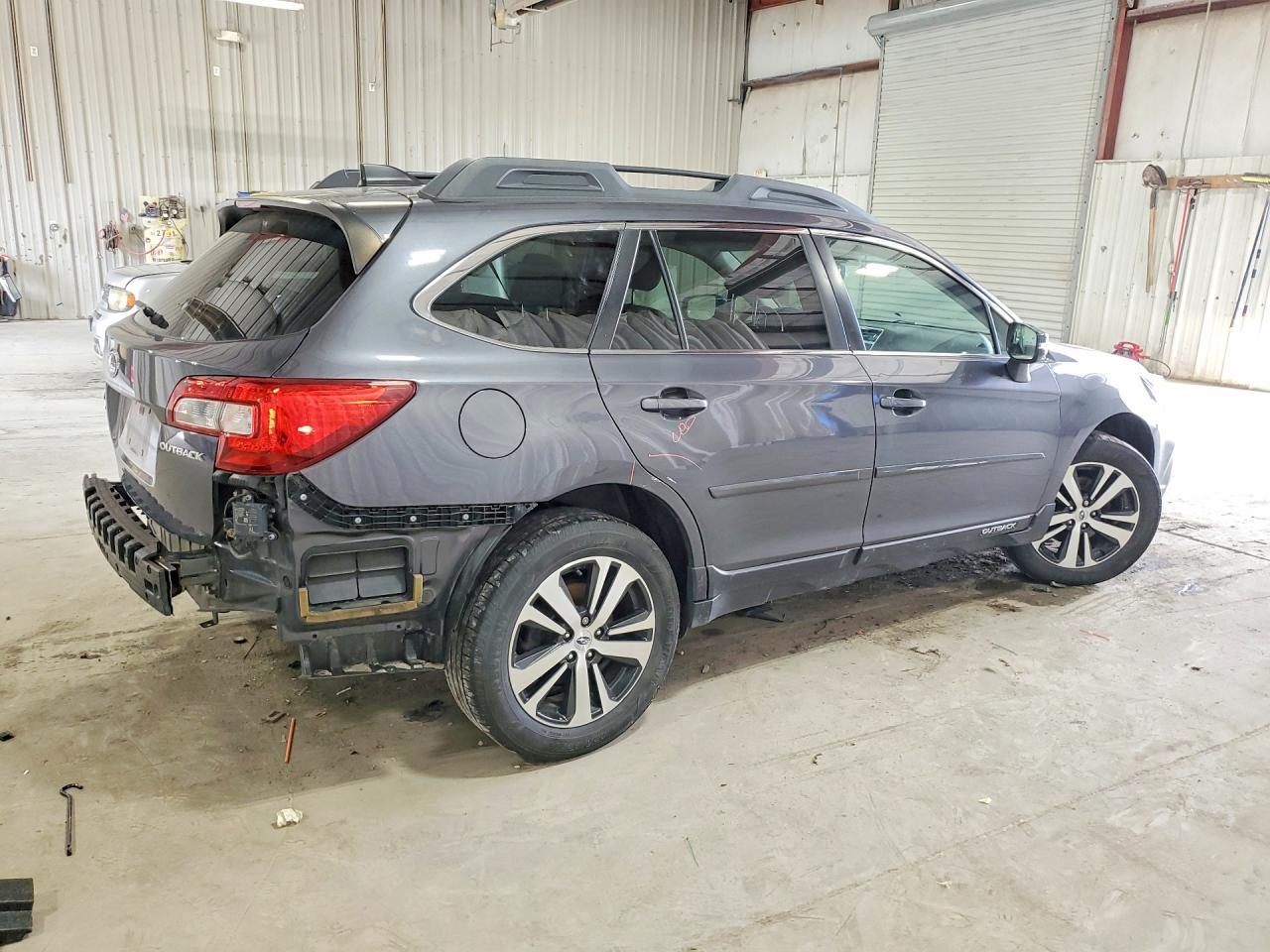 2019 SUBARU Outback