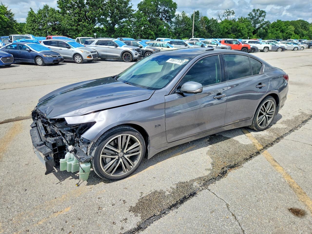2016 INFINITI Q50