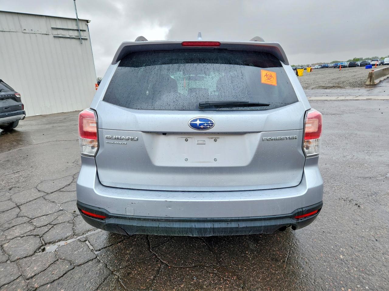 2018 SUBARU FORESTER