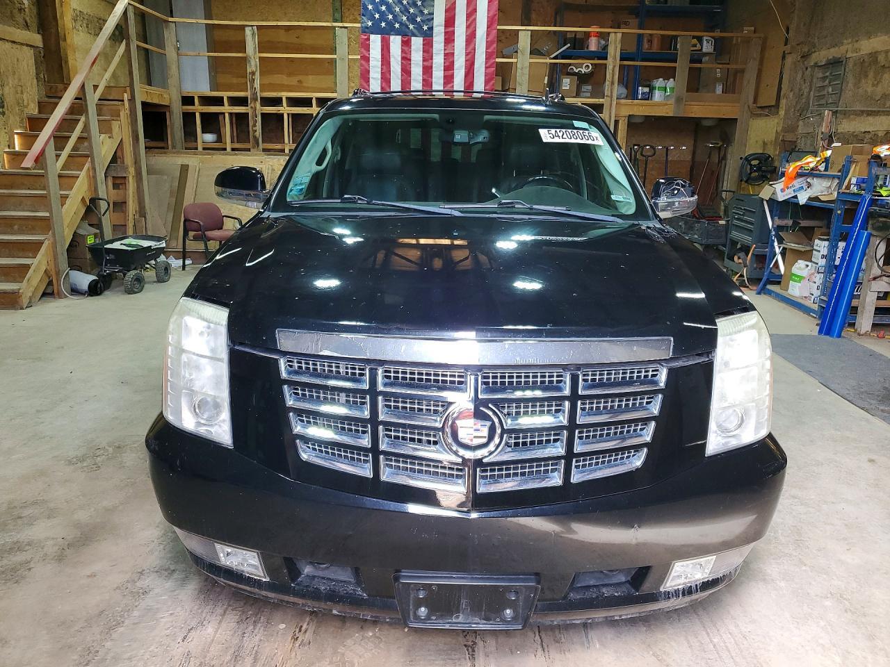 2009 CADILLAC Escalade ESV