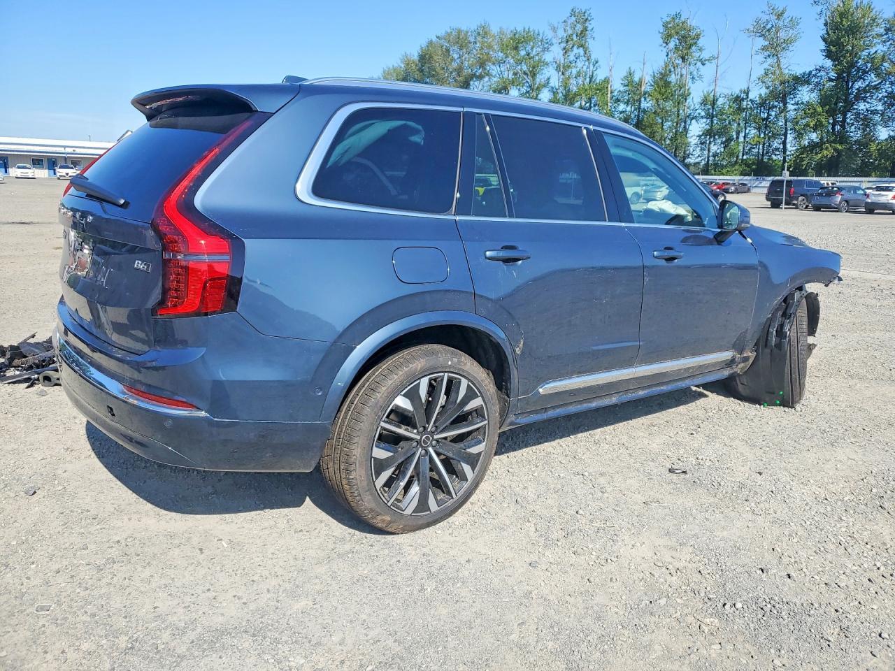 2026 VOLVO XC90