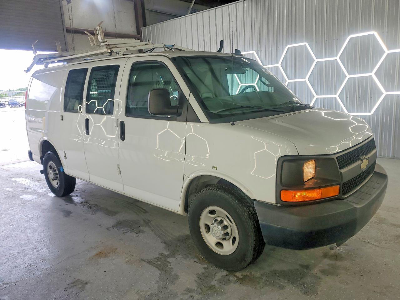 2016 CHEVROLET EXPRESS 2500